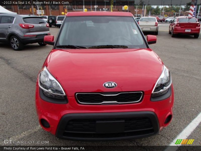 Molten Red / Black Cloth 2013 Kia Soul 1.6