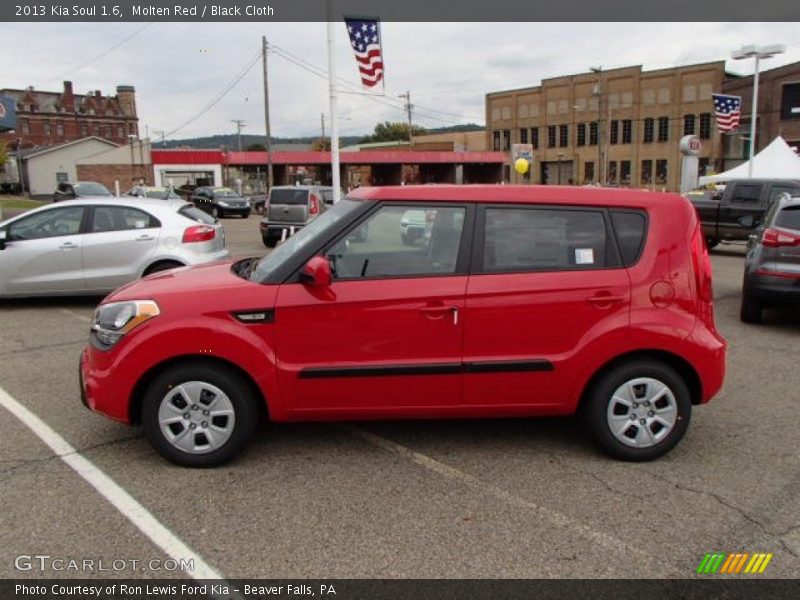 Molten Red / Black Cloth 2013 Kia Soul 1.6