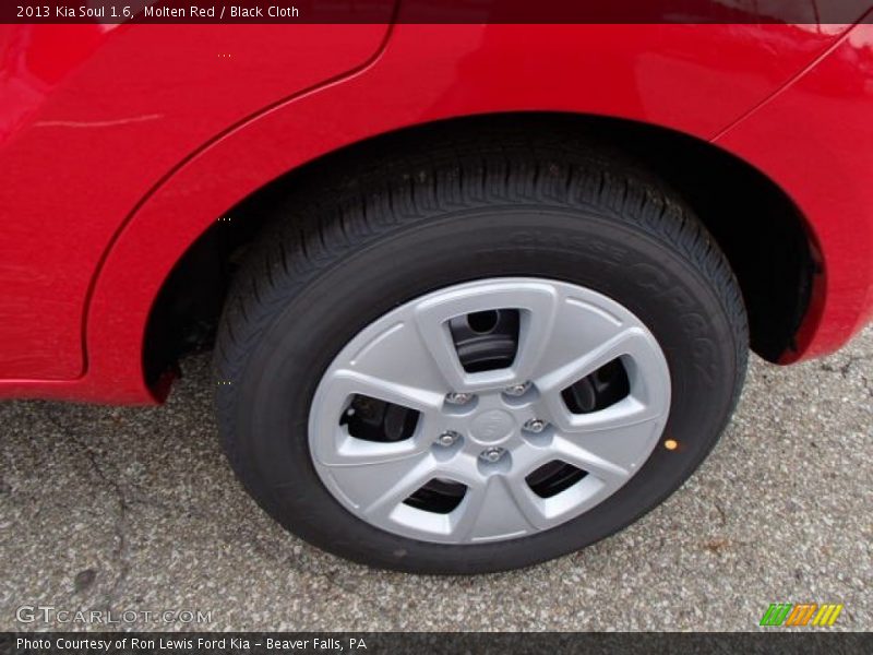 Molten Red / Black Cloth 2013 Kia Soul 1.6