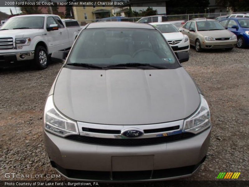 Vapor Silver Metallic / Charcoal Black 2008 Ford Focus SE Coupe