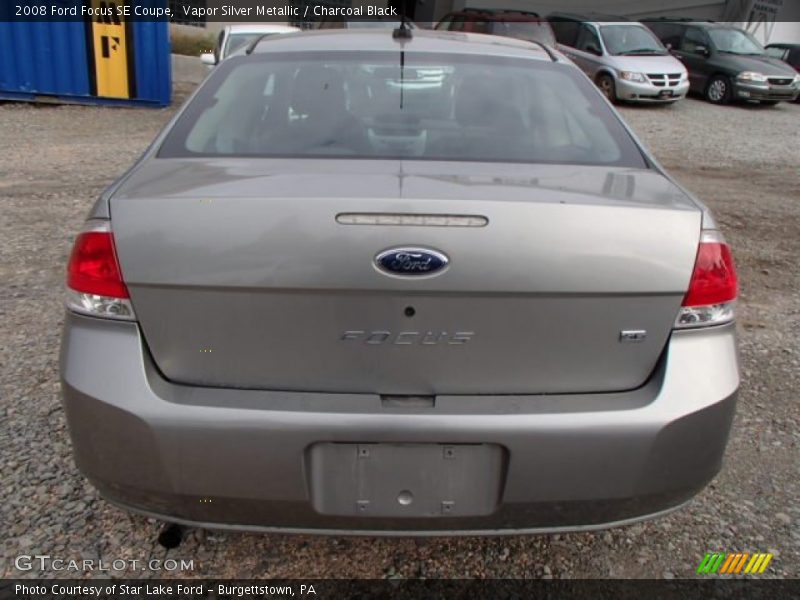 Vapor Silver Metallic / Charcoal Black 2008 Ford Focus SE Coupe
