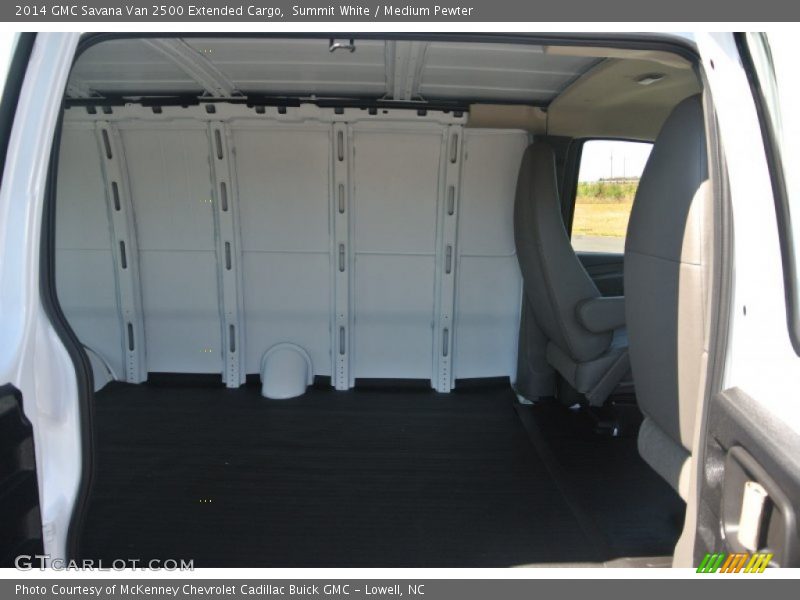 Summit White / Medium Pewter 2014 GMC Savana Van 2500 Extended Cargo