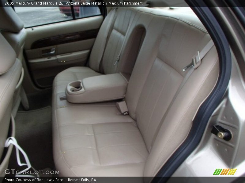 Arizona Beige Metallic / Medium Parchment 2005 Mercury Grand Marquis LS