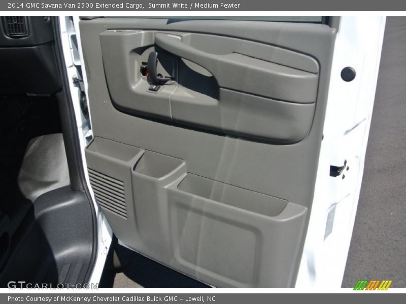 Summit White / Medium Pewter 2014 GMC Savana Van 2500 Extended Cargo