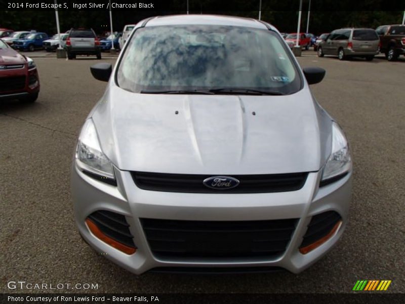 Ingot Silver / Charcoal Black 2014 Ford Escape S