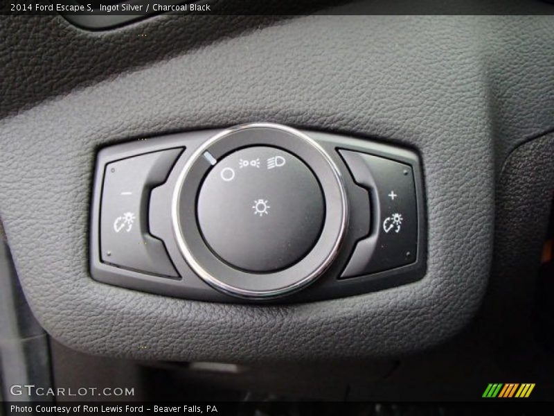 Ingot Silver / Charcoal Black 2014 Ford Escape S