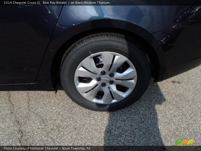 Blue Ray Metallic / Jet Black/Medium Titanium 2014 Chevrolet Cruze LS