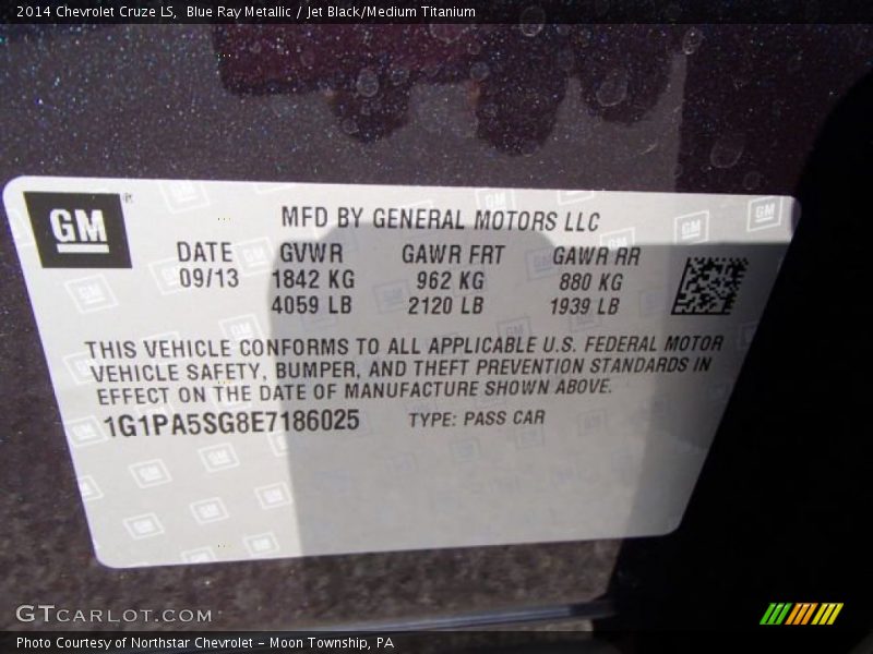 Blue Ray Metallic / Jet Black/Medium Titanium 2014 Chevrolet Cruze LS