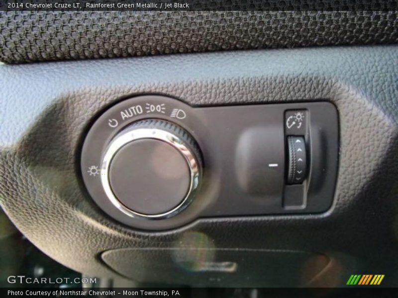 Rainforest Green Metallic / Jet Black 2014 Chevrolet Cruze LT