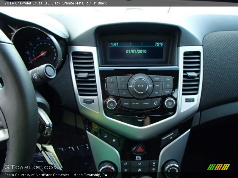 Black Granite Metallic / Jet Black 2014 Chevrolet Cruze LT