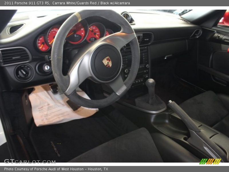 Dashboard of 2011 911 GT3 RS
