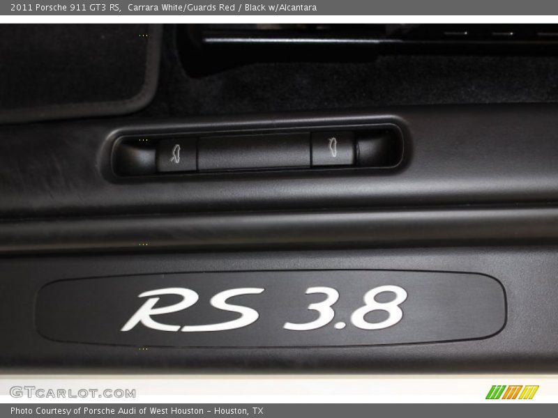  2011 911 GT3 RS Logo