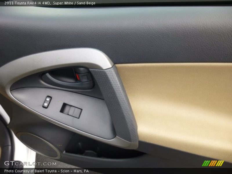 Super White / Sand Beige 2011 Toyota RAV4 I4 4WD