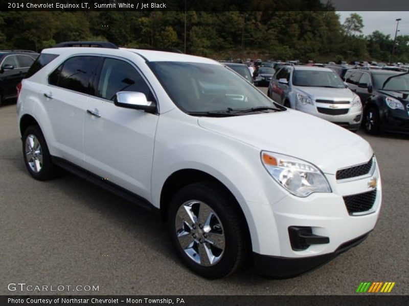 Front 3/4 View of 2014 Equinox LT
