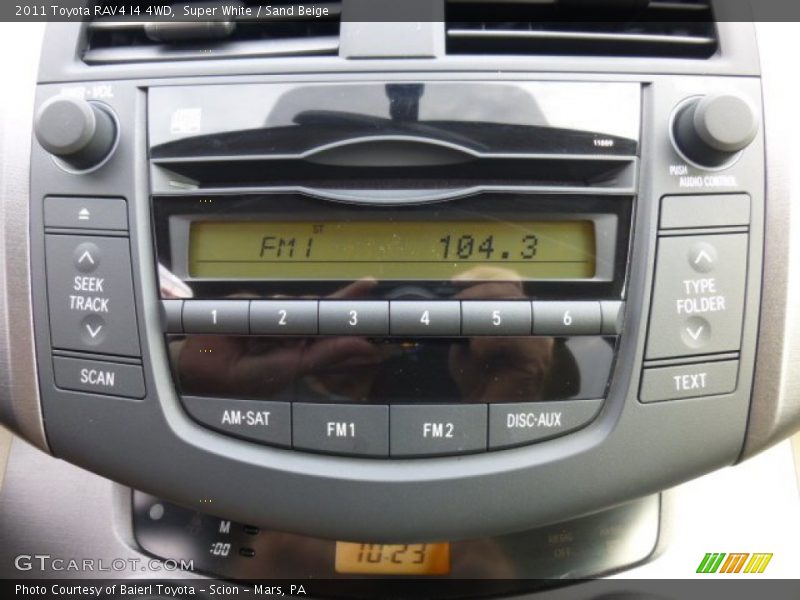Super White / Sand Beige 2011 Toyota RAV4 I4 4WD
