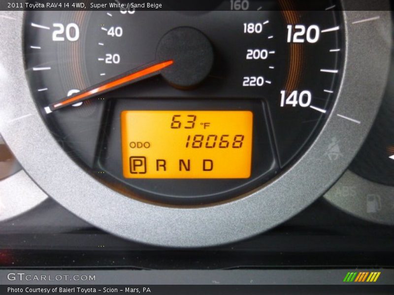Super White / Sand Beige 2011 Toyota RAV4 I4 4WD