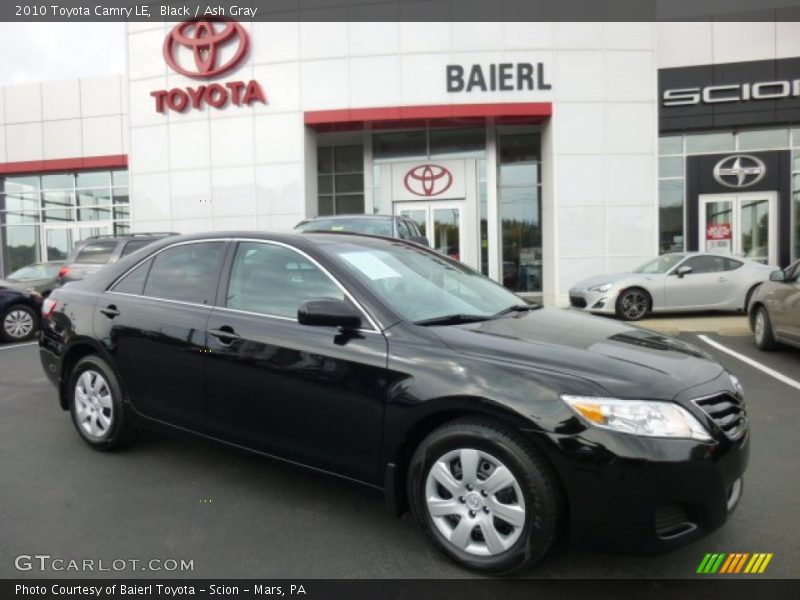 Black / Ash Gray 2010 Toyota Camry LE