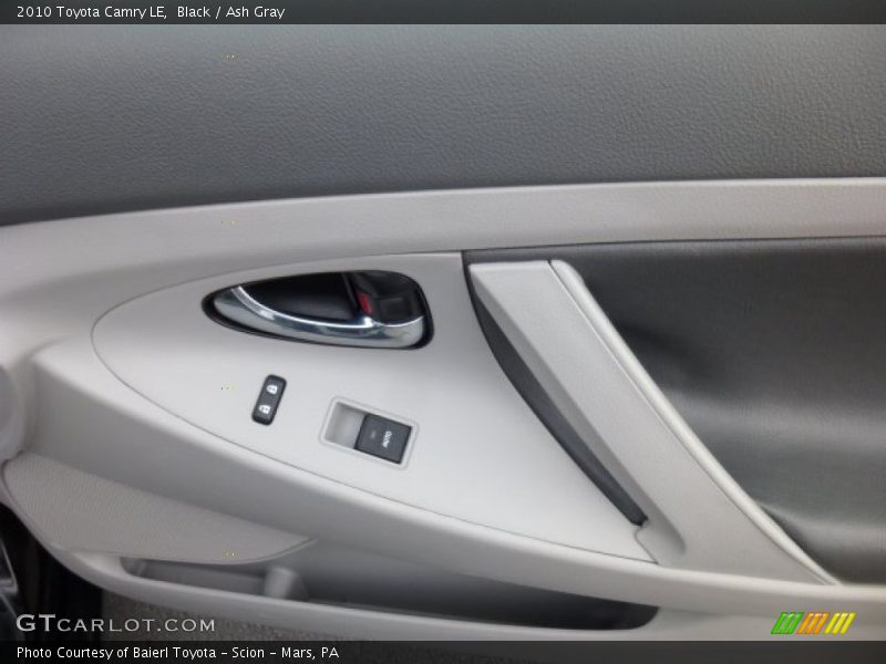Black / Ash Gray 2010 Toyota Camry LE