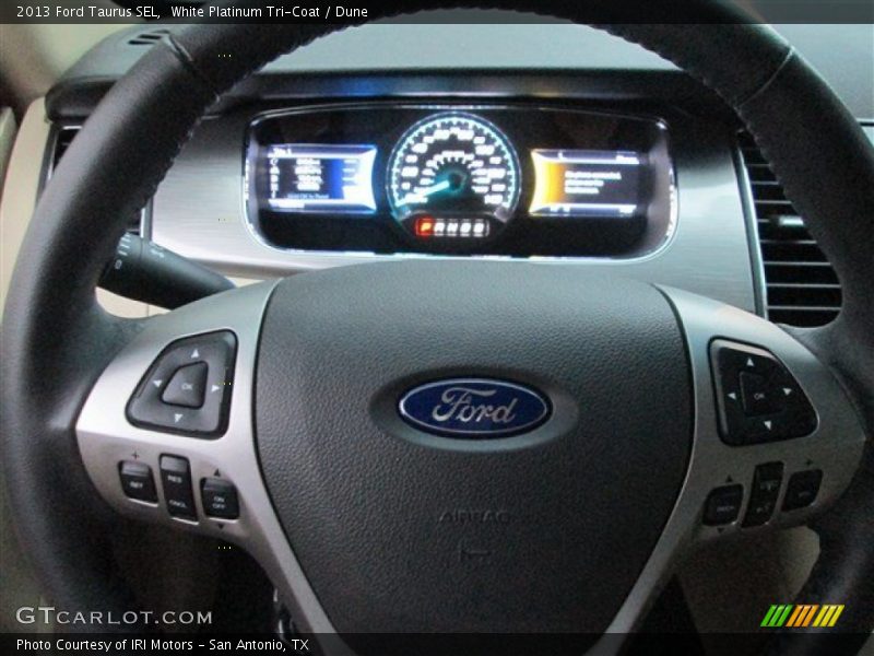 White Platinum Tri-Coat / Dune 2013 Ford Taurus SEL