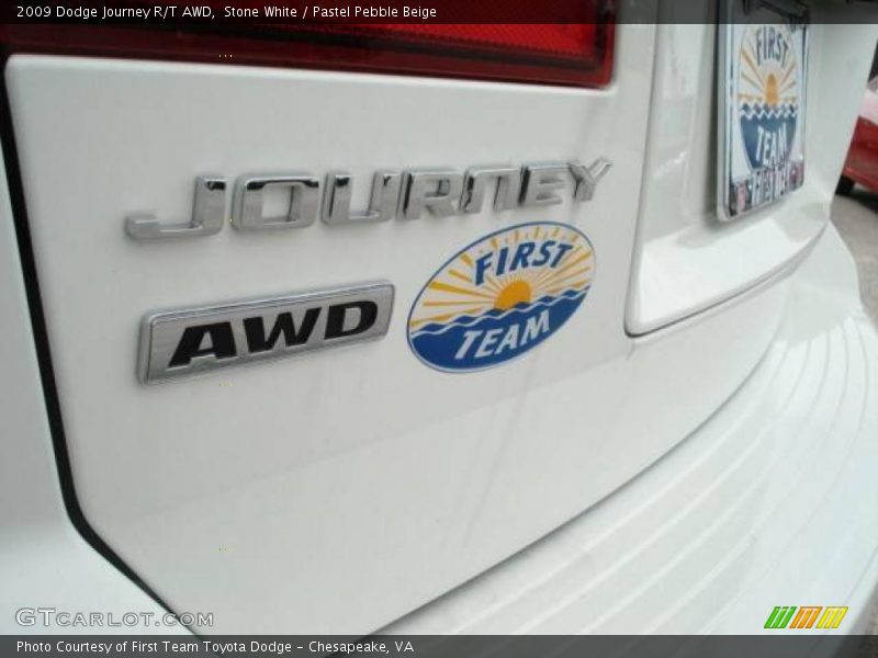 Stone White / Pastel Pebble Beige 2009 Dodge Journey R/T AWD