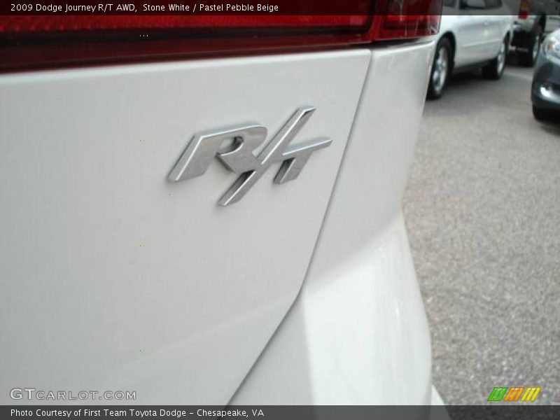 Stone White / Pastel Pebble Beige 2009 Dodge Journey R/T AWD