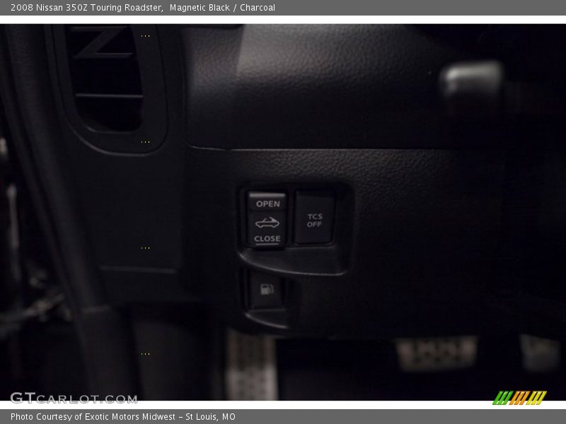 Magnetic Black / Charcoal 2008 Nissan 350Z Touring Roadster