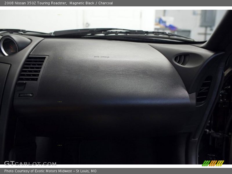 Magnetic Black / Charcoal 2008 Nissan 350Z Touring Roadster