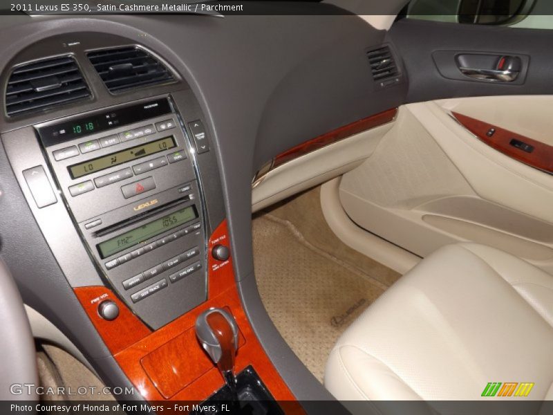 Satin Cashmere Metallic / Parchment 2011 Lexus ES 350