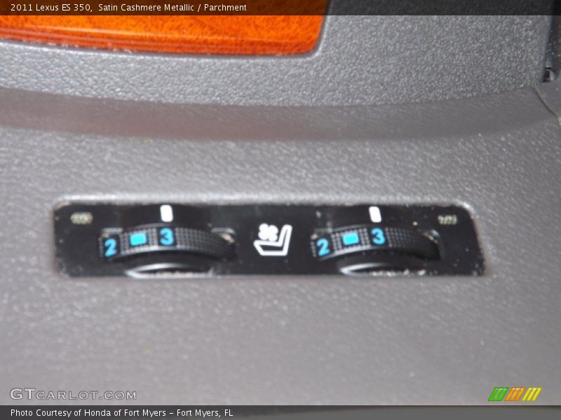 Satin Cashmere Metallic / Parchment 2011 Lexus ES 350