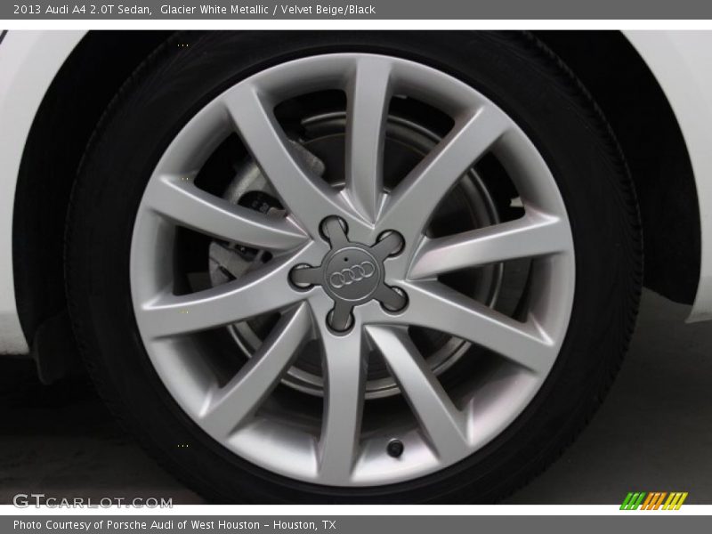 Glacier White Metallic / Velvet Beige/Black 2013 Audi A4 2.0T Sedan