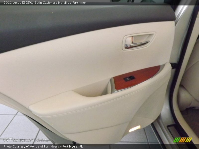 Satin Cashmere Metallic / Parchment 2011 Lexus ES 350