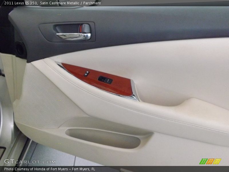 Satin Cashmere Metallic / Parchment 2011 Lexus ES 350