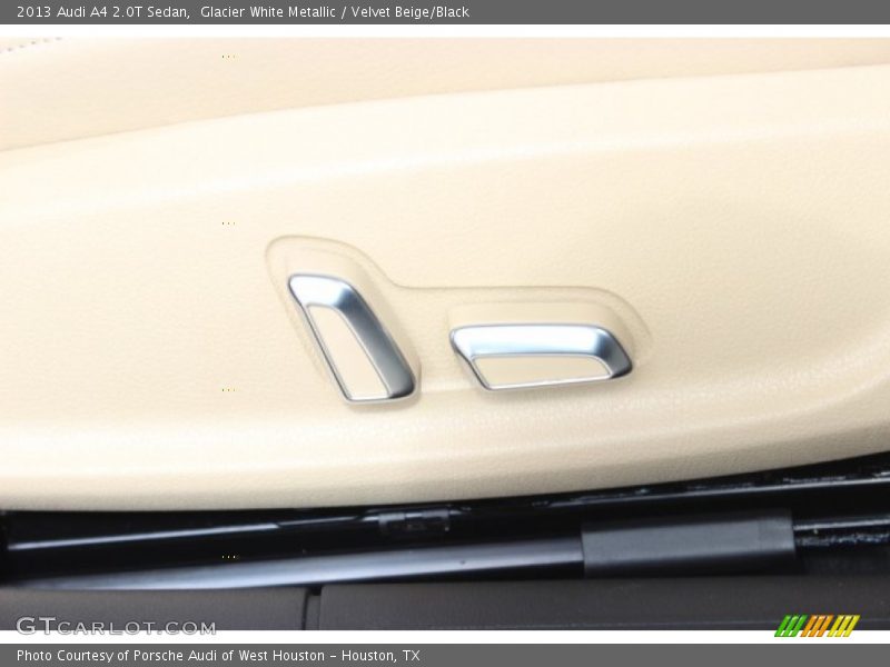 Glacier White Metallic / Velvet Beige/Black 2013 Audi A4 2.0T Sedan