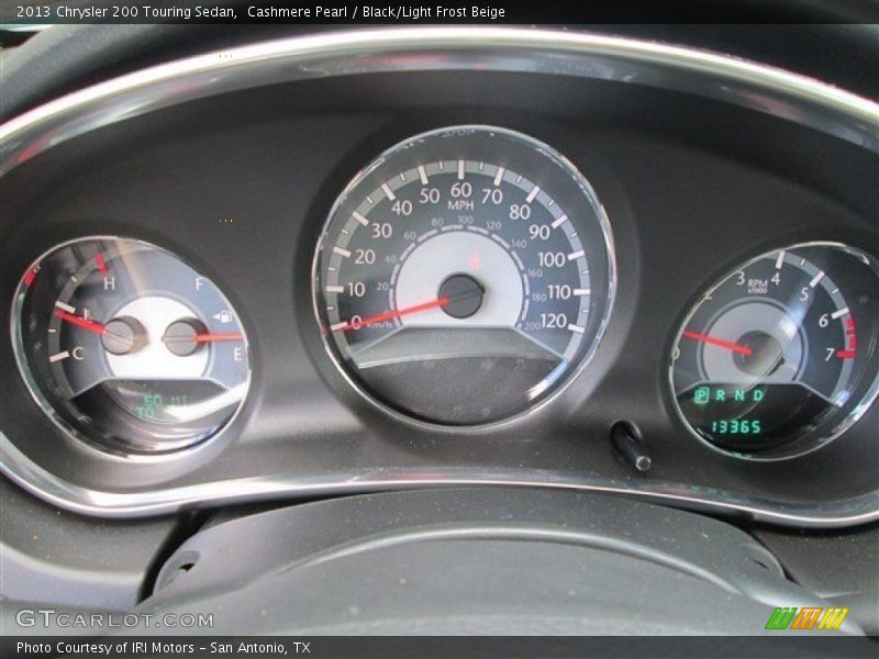 Cashmere Pearl / Black/Light Frost Beige 2013 Chrysler 200 Touring Sedan