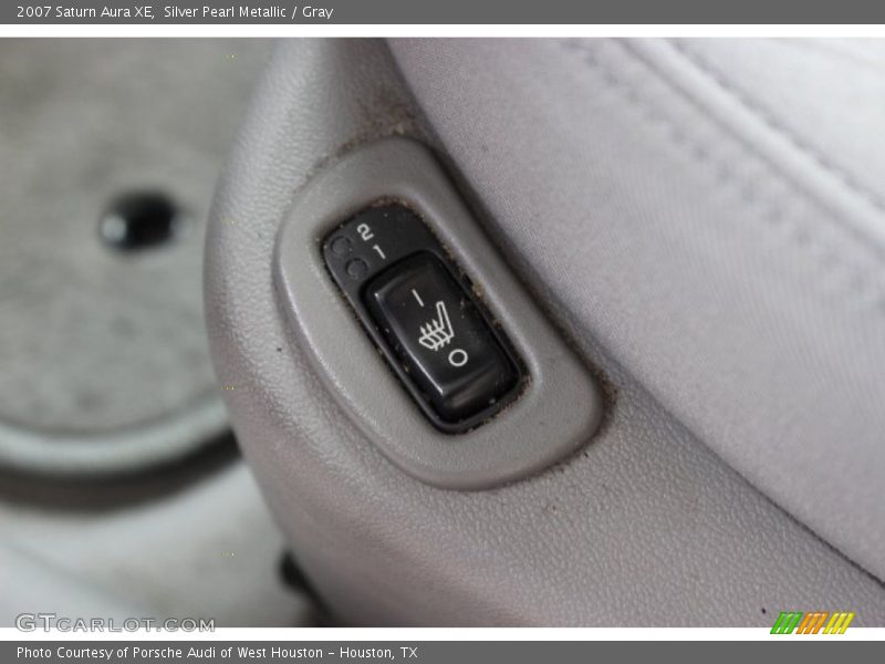 Silver Pearl Metallic / Gray 2007 Saturn Aura XE