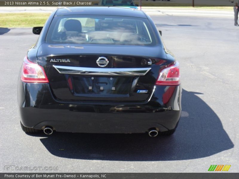 Super Black / Charcoal 2013 Nissan Altima 2.5 S