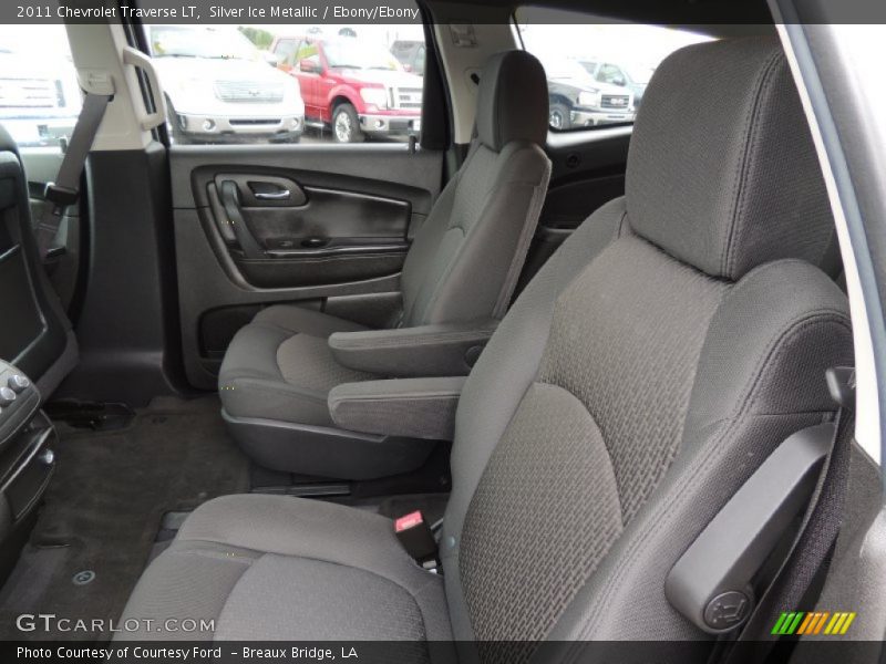 Silver Ice Metallic / Ebony/Ebony 2011 Chevrolet Traverse LT