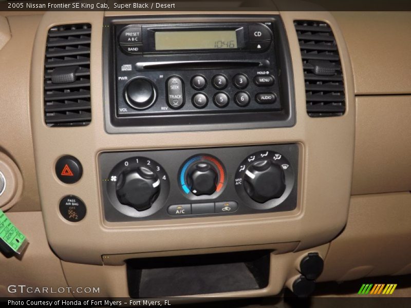 Super Black / Desert 2005 Nissan Frontier SE King Cab