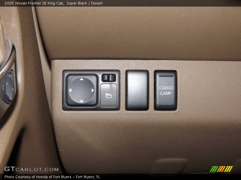 Super Black / Desert 2005 Nissan Frontier SE King Cab