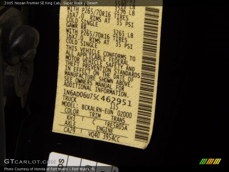 Super Black / Desert 2005 Nissan Frontier SE King Cab