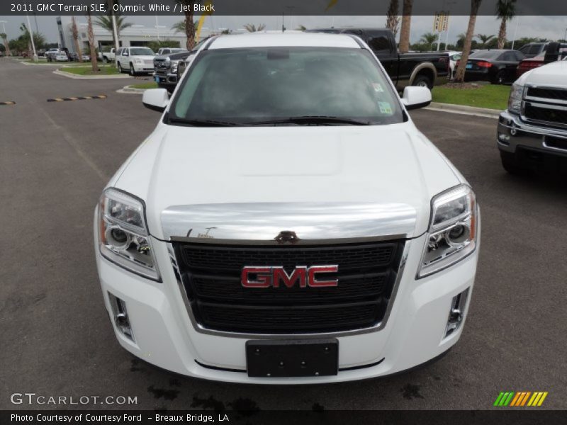 Olympic White / Jet Black 2011 GMC Terrain SLE
