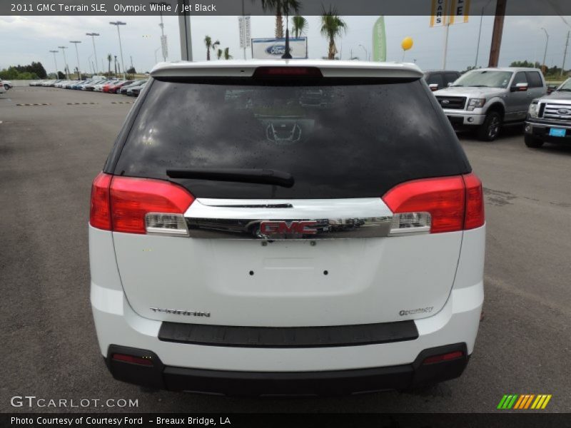Olympic White / Jet Black 2011 GMC Terrain SLE