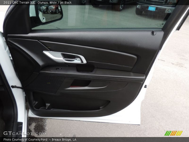 Olympic White / Jet Black 2011 GMC Terrain SLE