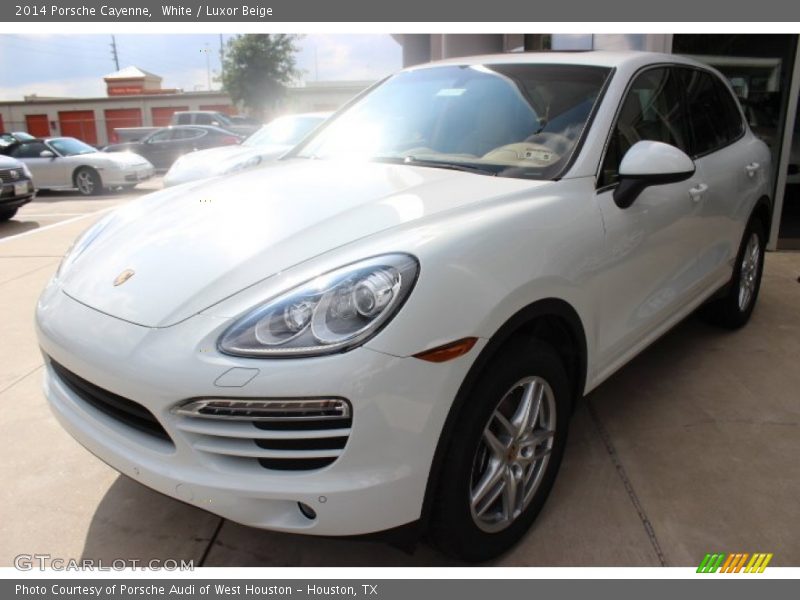 White / Luxor Beige 2014 Porsche Cayenne