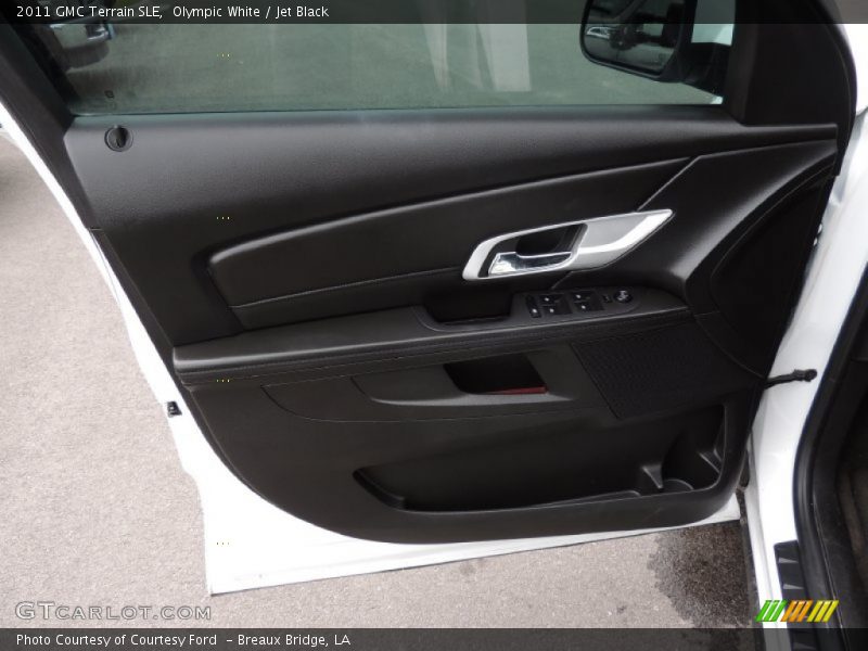 Olympic White / Jet Black 2011 GMC Terrain SLE