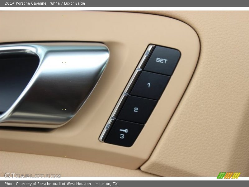 Controls of 2014 Cayenne 