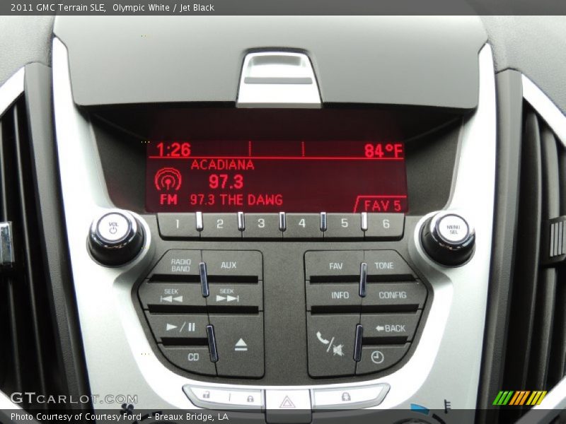 Olympic White / Jet Black 2011 GMC Terrain SLE