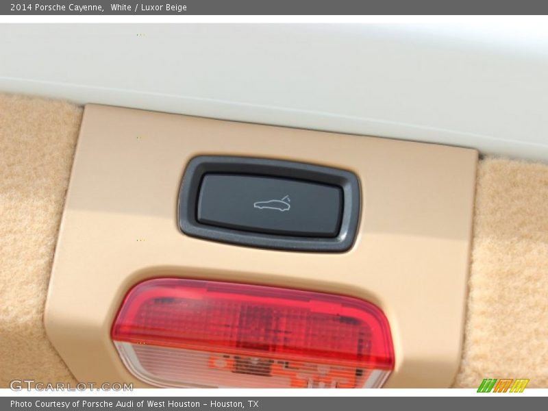 White / Luxor Beige 2014 Porsche Cayenne