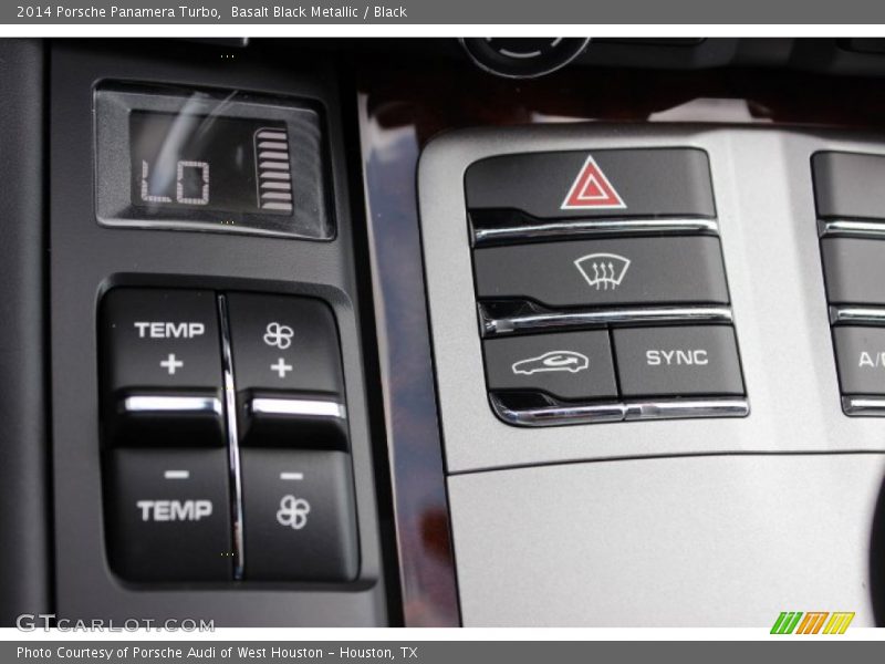 Basalt Black Metallic / Black 2014 Porsche Panamera Turbo