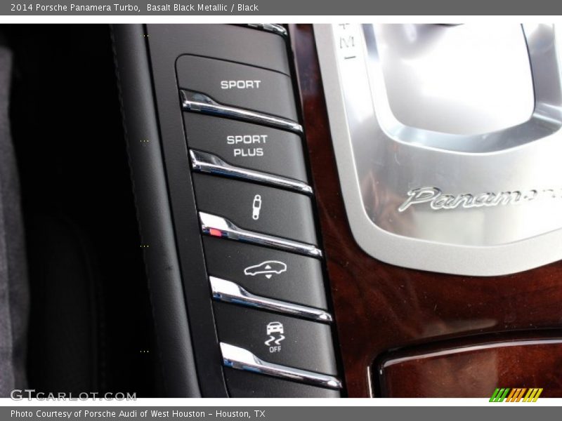 Basalt Black Metallic / Black 2014 Porsche Panamera Turbo